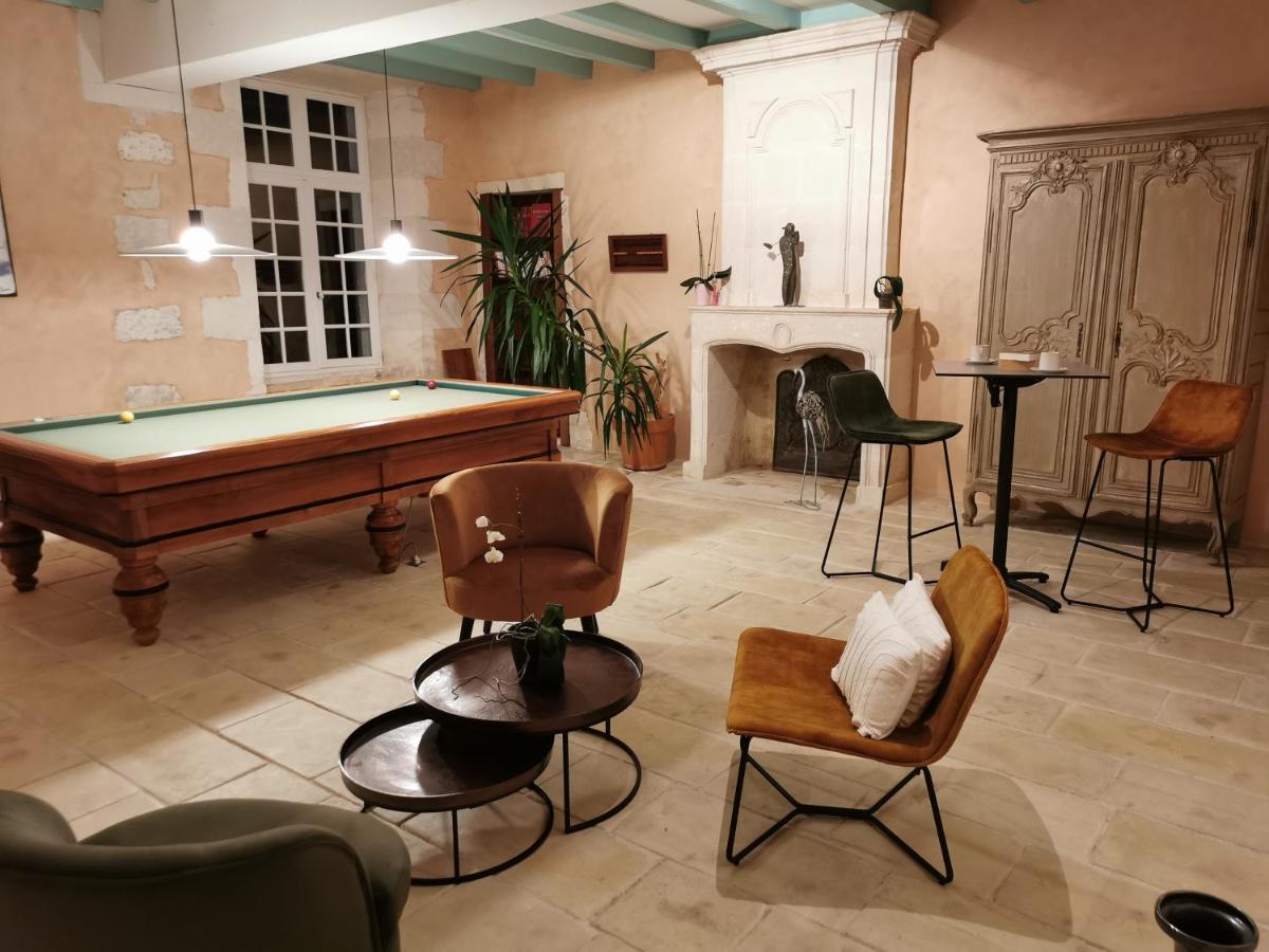 Chateau De La Vallade Saint-Porchaire 外观 照片